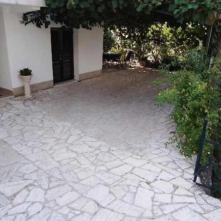Apartments With A Parking Space Trogir - 11316 Apartment *