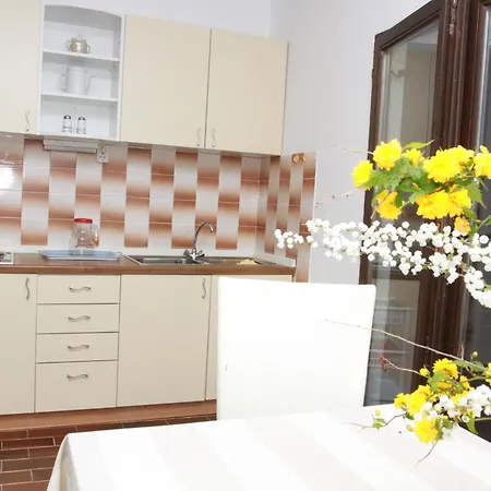 Apartment Apartments With A Parking Space Trogir - 11316 Trogir