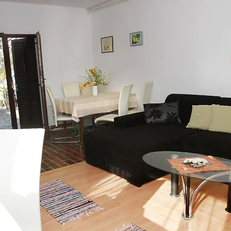 With A Parking Space - 11316 Apartman *